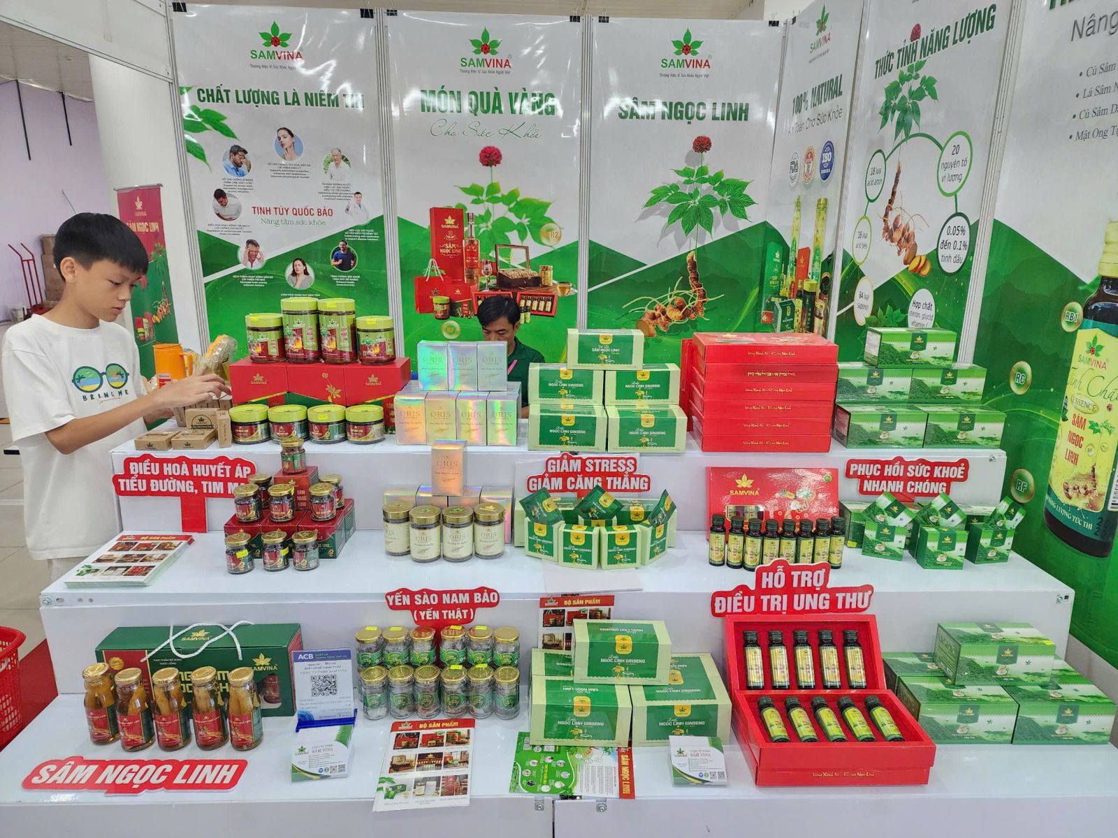 ian-hang-sam-vina-tai-hoi-cho-food-drink-show-da-nang